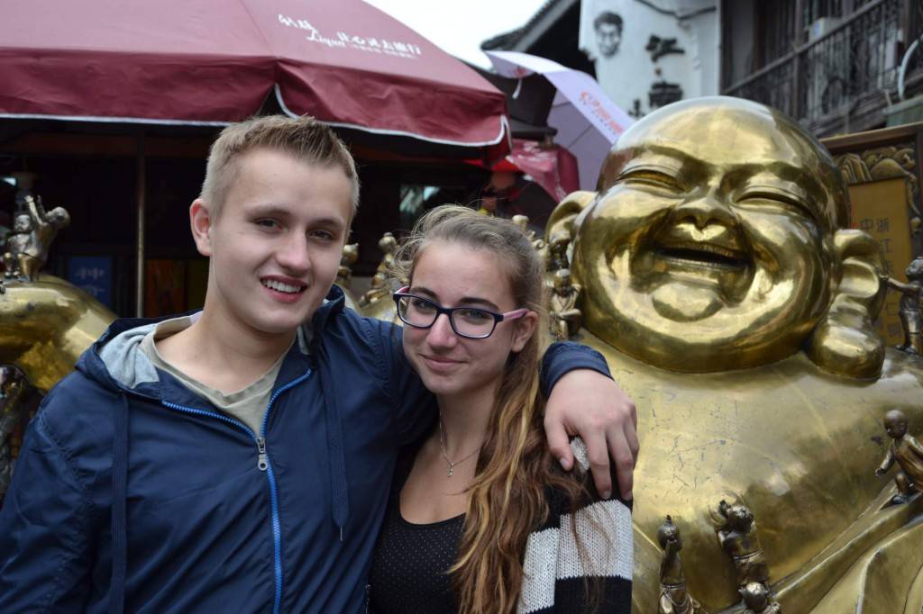 DOM ZUŠ Jeseník a Crazy Girls - Šanghaj - Čína