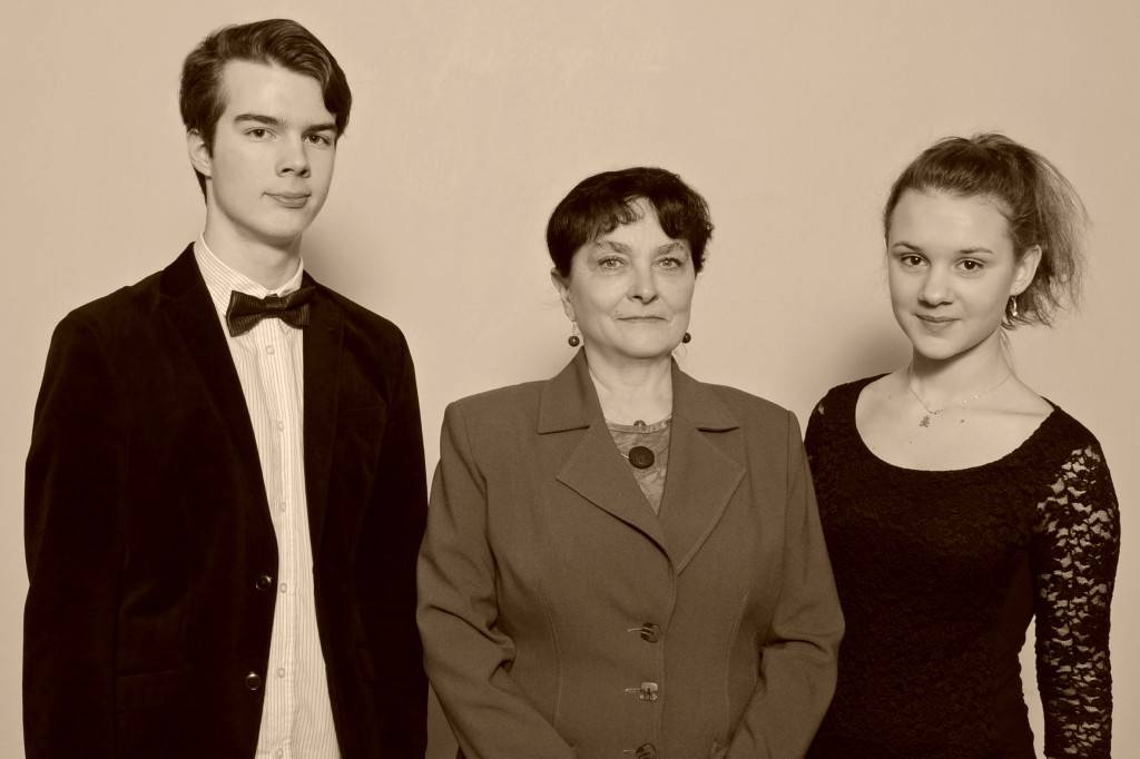 Absolventi 2014/2015