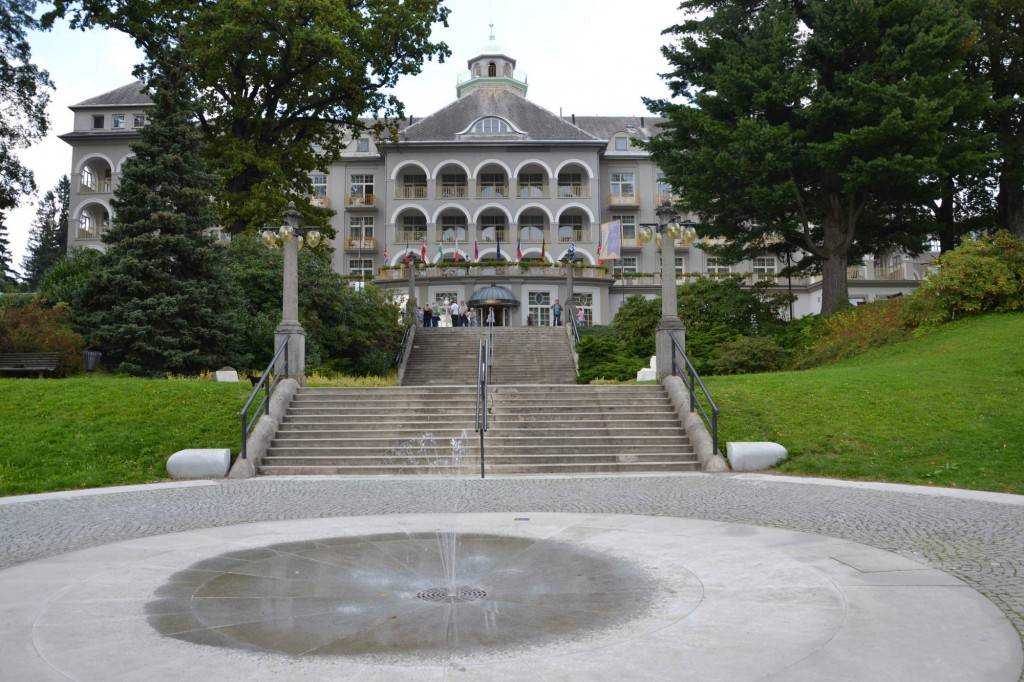 6. 9. 2014 - DOM a Crazy girls - Koncert před Priessnitzem 