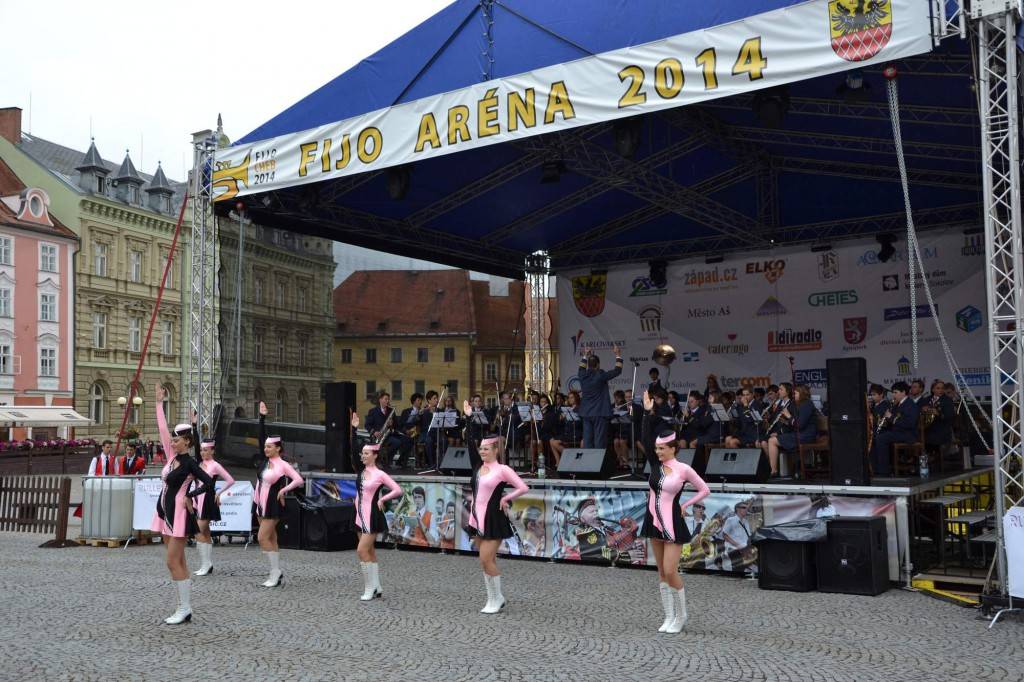 DOM a Crazy girls - FIJO Cheb 2014 - 3. den