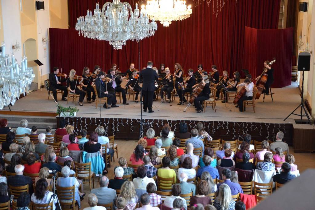 Jarní koncert Smyčcového orchestru Jeseník 22.3.2014