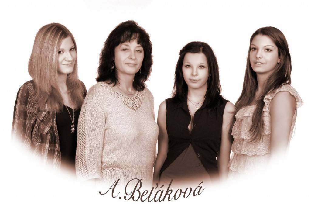 Absolventi 2011/2012