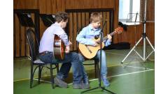 Výchovný koncert pro ZŠ Jeseník - 7. května - tělocvična ZŠ B. Němcové